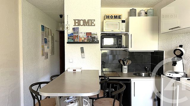 Appartement Studio &agrave; vendre - 1 pi&egrave;ce - 18,89 m2 - Bormes Les Mimosas - 83 - PROVENCE-ALPES-COTE-D-AZUR