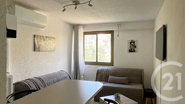 Appartement Studio &agrave; vendre - 1 pi&egrave;ce - 18,89 m2 - Bormes Les Mimosas - 83 - PROVENCE-ALPES-COTE-D-AZUR