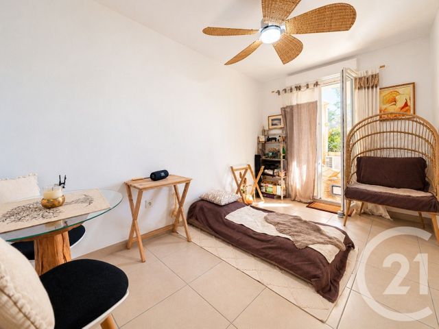 Appartement T3 &agrave; vendre - 3 pi&egrave;ces - 61,03 m2 - Bormes Les Mimosas - 83 - PROVENCE-ALPES-COTE-D-AZUR
