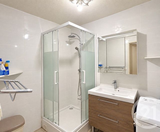 Appartement T3 &agrave; vendre - 3 pi&egrave;ces - 65,21 m2 - Le Lavandou - 83 - PROVENCE-ALPES-COTE-D-AZUR