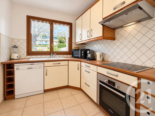 Appartement T3 &agrave; vendre - 3 pi&egrave;ces - 59 m2 - Bormes Les Mimosas - 83 - PROVENCE-ALPES-COTE-D-AZUR
