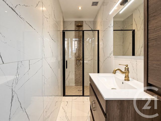 Appartement T3 &agrave; vendre - 3 pi&egrave;ces - 66,74 m2 - Hyeres - 83 - PROVENCE-ALPES-COTE-D-AZUR