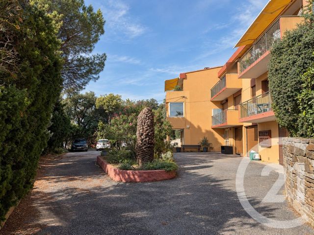appartement - LE LAVANDOU - 83