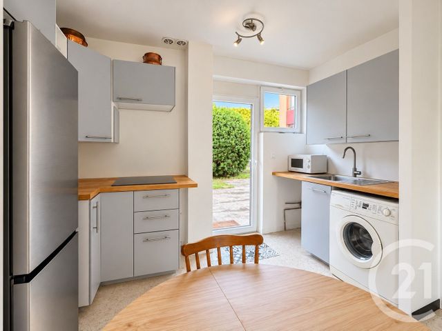 Appartement F2 &agrave; vendre - 2 pi&egrave;ces - 42,94 m2 - Le Lavandou - 83 - PROVENCE-ALPES-COTE-D-AZUR