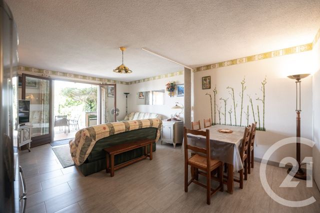 Appartement F2 à vendre - 2 pièces - 49,43 m2 - Le Lavandou - 83 - PROVENCE-ALPES-COTE-D-AZUR