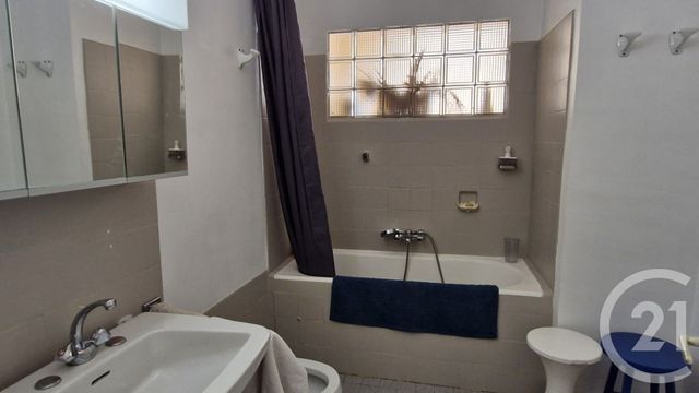 Appartement F5 &agrave; vendre - 5 pi&egrave;ces - 110 m2 - Le Lavandou - 83 - PROVENCE-ALPES-COTE-D-AZUR