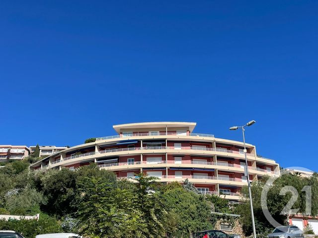 Appartement F5 à vendre - 5 pièces - 110 m2 - Le Lavandou - 83 - PROVENCE-ALPES-COTE-D-AZUR