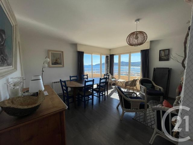 Appartement F5 à vendre - 5 pièces - 110 m2 - Le Lavandou - 83 - PROVENCE-ALPES-COTE-D-AZUR