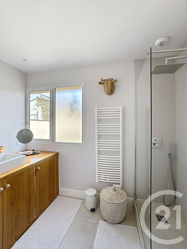 Appartement T3 à vendre - 3 pièces - 76 m2 - Bordeaux - 33 - AQUITAINE