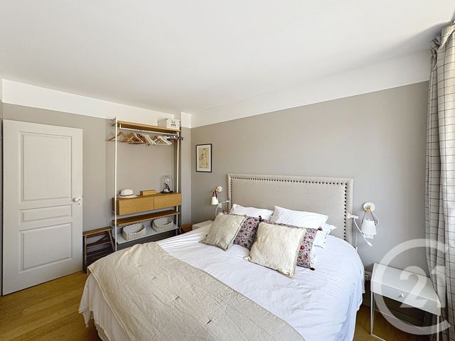 Appartement T3 à vendre - 3 pièces - 76 m2 - Bordeaux - 33 - AQUITAINE