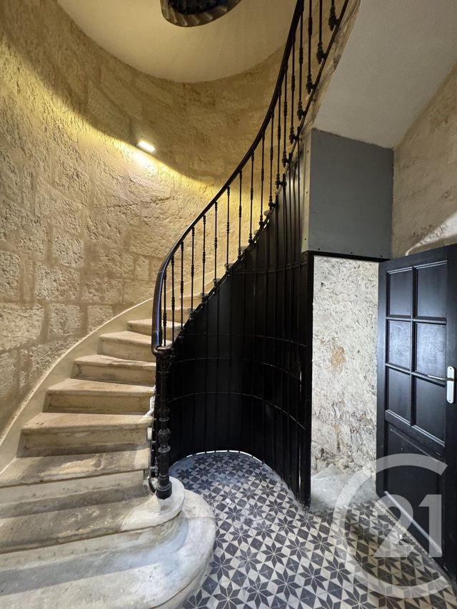 Appartement &agrave; louer - 3 pi&egrave;ces - 73,70 m2 - Bordeaux - 33 - AQUITAINE