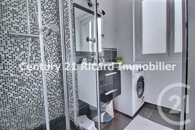 Appartement F4 A Vendre 4 Pieces 67 M2 Rosny Sous Bois 93 Ile De France