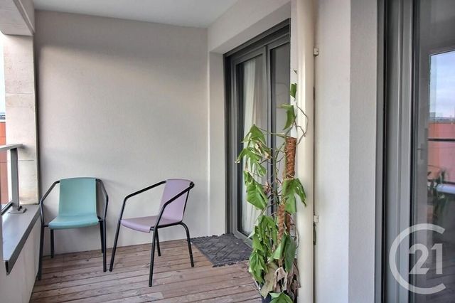 Appartement à vendre - 3 pièces - 57,02 m2 - Rosny Sous Bois - 93 - ILE-DE-FRANCE