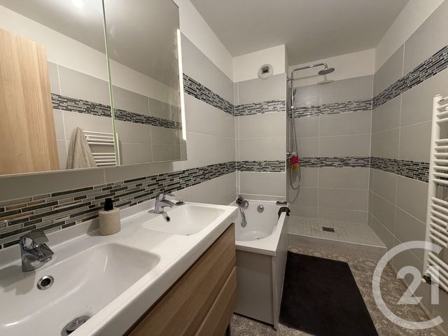 Appartement F3 &agrave; vendre - 3 pi&egrave;ces - 69 m2 - Rosny Sous Bois - 93 - ILE-DE-FRANCE