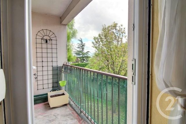 Appartement F3 à vendre - 3 pièces - 60,88 m2 - Rosny Sous Bois - 93 - ILE-DE-FRANCE