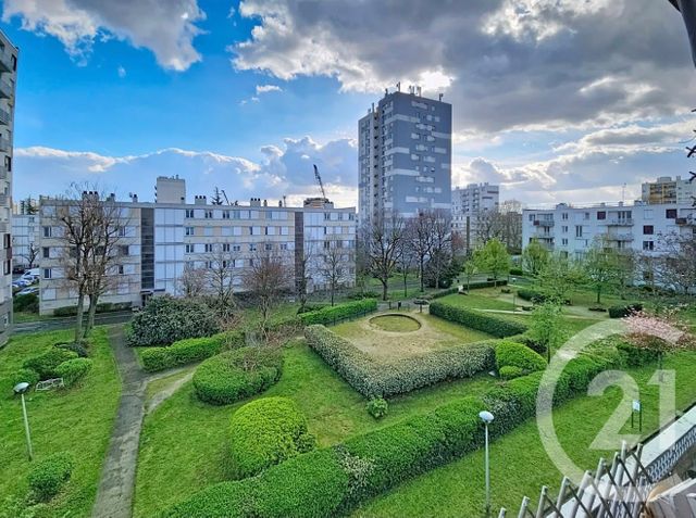 Appartement &agrave; vendre - 4 pi&egrave;ces - 67 m2 - Rosny Sous Bois - 93 - ILE-DE-FRANCE