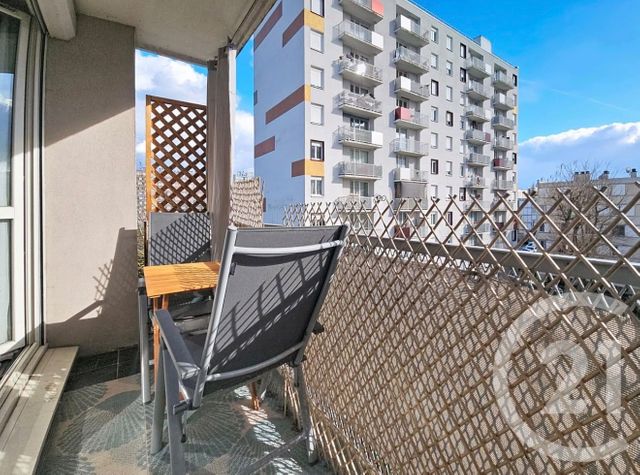 Appartement &agrave; vendre - 4 pi&egrave;ces - 67 m2 - Rosny Sous Bois - 93 - ILE-DE-FRANCE