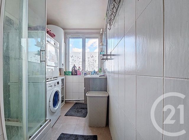 Appartement &agrave; vendre - 4 pi&egrave;ces - 67 m2 - Rosny Sous Bois - 93 - ILE-DE-FRANCE