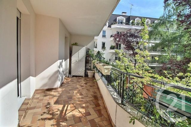 Appartement F5 &agrave; vendre - 5 pi&egrave;ces - 99,25 m2 - Rosny Sous Bois - 93 - ILE-DE-FRANCE
