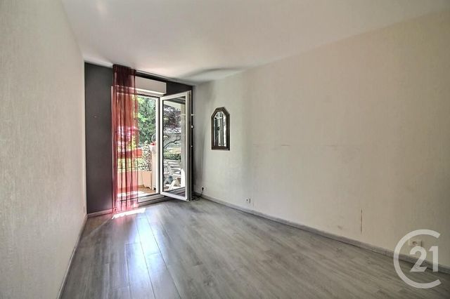 Appartement F5 &agrave; vendre - 5 pi&egrave;ces - 99,25 m2 - Rosny Sous Bois - 93 - ILE-DE-FRANCE