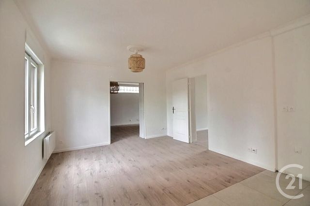 Maison &agrave; vendre - 4 pi&egrave;ces - 130 m2 - Rosny Sous Bois - 93 - ILE-DE-FRANCE