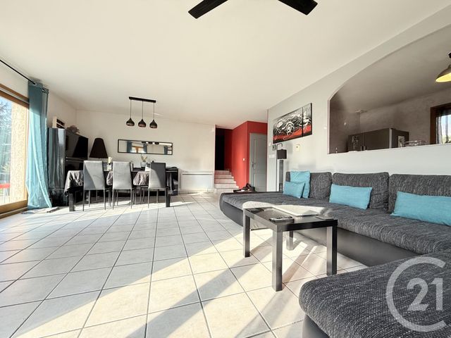 Maison à vendre - 4 pièces - 102,22 m2 - St Pierre En Faucigny - 74 - RHONE-ALPES