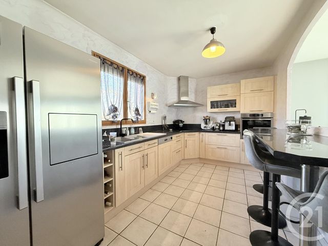 Maison à vendre - 4 pièces - 102,22 m2 - St Pierre En Faucigny - 74 - RHONE-ALPES