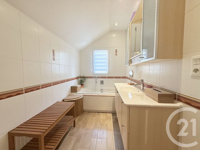 Maison à vendre - 5 pièces - 114,04 m2 - Bonneville - 74 - RHONE-ALPES