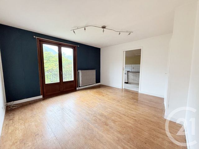 Appartement T3 à vendre ST PIERRE EN FAUCIGNY