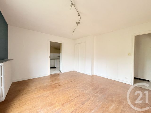 Appartement T3 à vendre - 3 pièces - 60,91 m2 - St Pierre En Faucigny - 74 - RHONE-ALPES