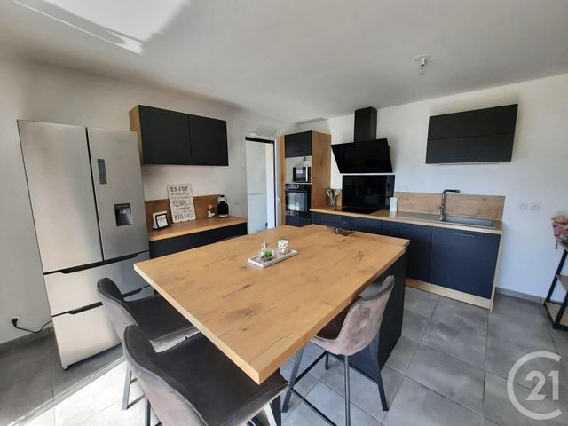 Appartement T3 à louer - 3 pièces - 61,89 m2 - St Pierre En Faucigny - 74 - RHONE-ALPES