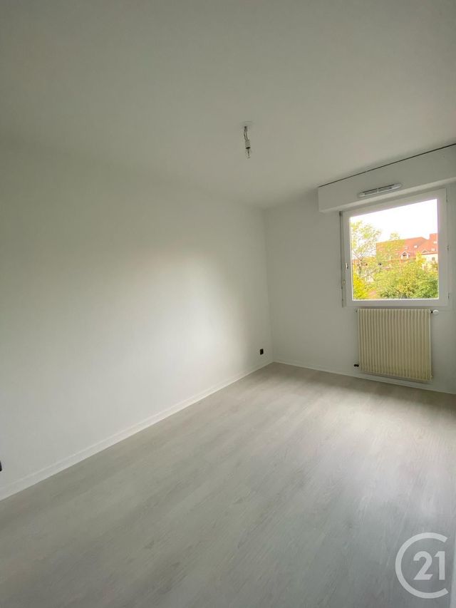 Appartement T2 &agrave; louer - 3 pi&egrave;ces - 65,36 m2 - La Roche Sur Foron - 74 - RHONE-ALPES