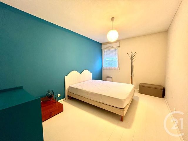 Appartement F3 &agrave; louer - 3 pi&egrave;ces - 64,70 m2 - St Pierre En Faucigny - 74 - RHONE-ALPES