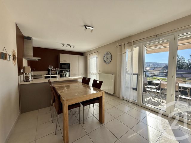 Appartement T3 &agrave; louer - 3 pi&egrave;ces - 60,45 m2 - St Pierre En Faucigny - 74 - RHONE-ALPES