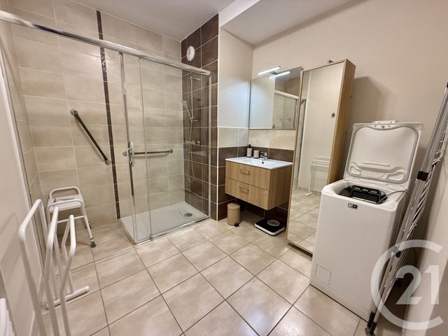 Appartement T3 &agrave; louer - 3 pi&egrave;ces - 60,45 m2 - St Pierre En Faucigny - 74 - RHONE-ALPES