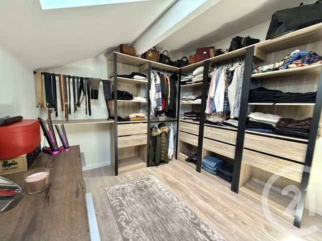 Maison &agrave; louer - 5 pi&egrave;ces - 80,24 m2 - St Pierre En Faucigny - 74 - RHONE-ALPES