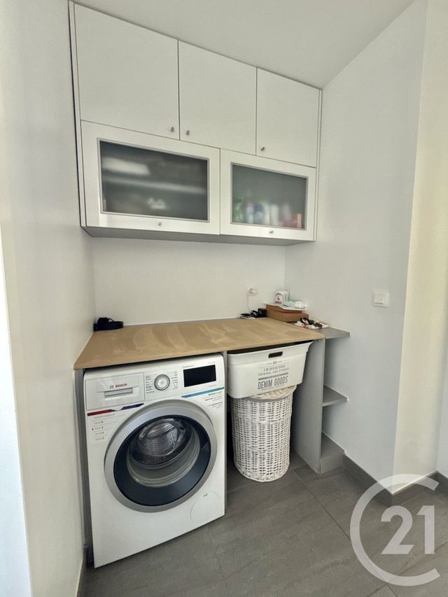Maison &agrave; louer - 5 pi&egrave;ces - 80,24 m2 - St Pierre En Faucigny - 74 - RHONE-ALPES