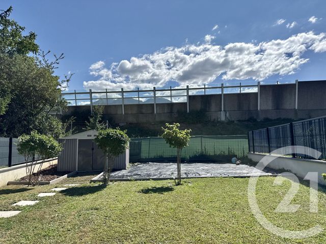 Maison &agrave; louer - 5 pi&egrave;ces - 80,24 m2 - St Pierre En Faucigny - 74 - RHONE-ALPES