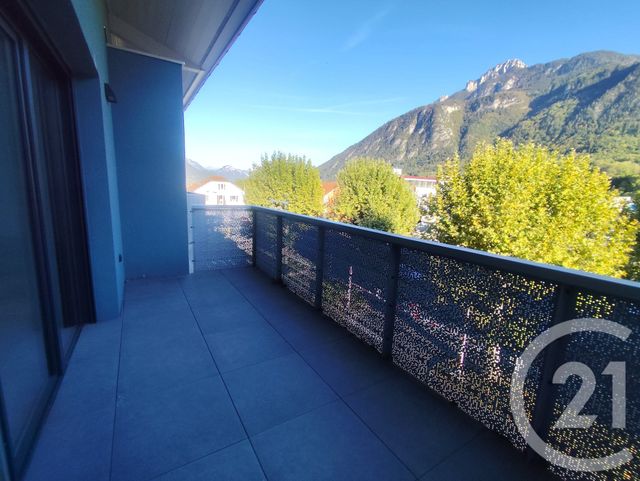 Appartement Duplex &agrave; vendre - 4 pi&egrave;ces - 73,94 m2 - St Pierre En Faucigny - 74 - RHONE-ALPES