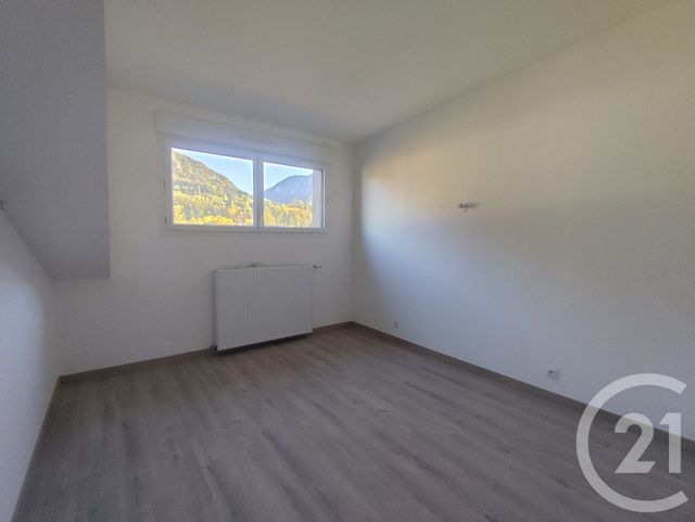 Appartement Duplex &agrave; vendre - 4 pi&egrave;ces - 73,94 m2 - St Pierre En Faucigny - 74 - RHONE-ALPES