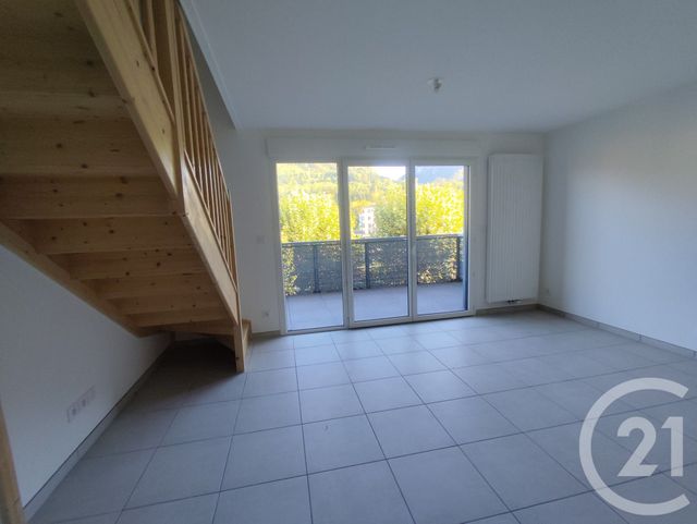 Appartement Duplex &agrave; vendre - 4 pi&egrave;ces - 73,94 m2 - St Pierre En Faucigny - 74 - RHONE-ALPES
