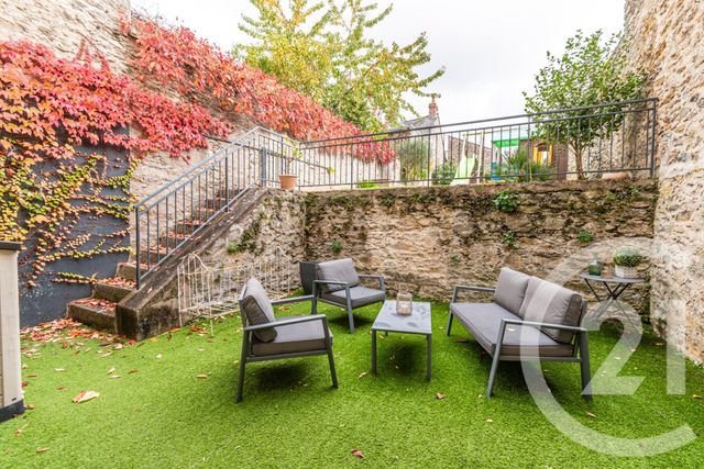 Maison à vendre - 8 pièces - 156,98 m2 - Laval - 53 - PAYS-DE-LOIRE