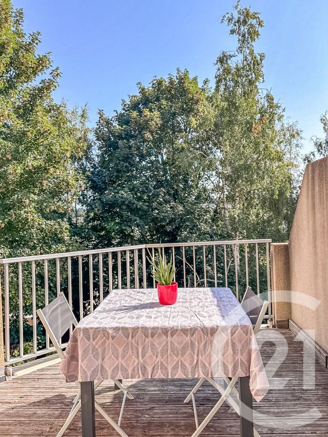 Appartement T4 à vendre - 4 pièces - 85,20 m2 - Laval - 53 - PAYS-DE-LOIRE