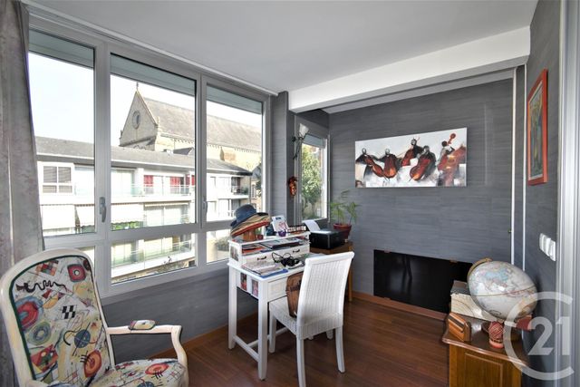 Appartement T3 à vendre - 3 pièces - 68 m2 - Laval - 53 - PAYS-DE-LOIRE