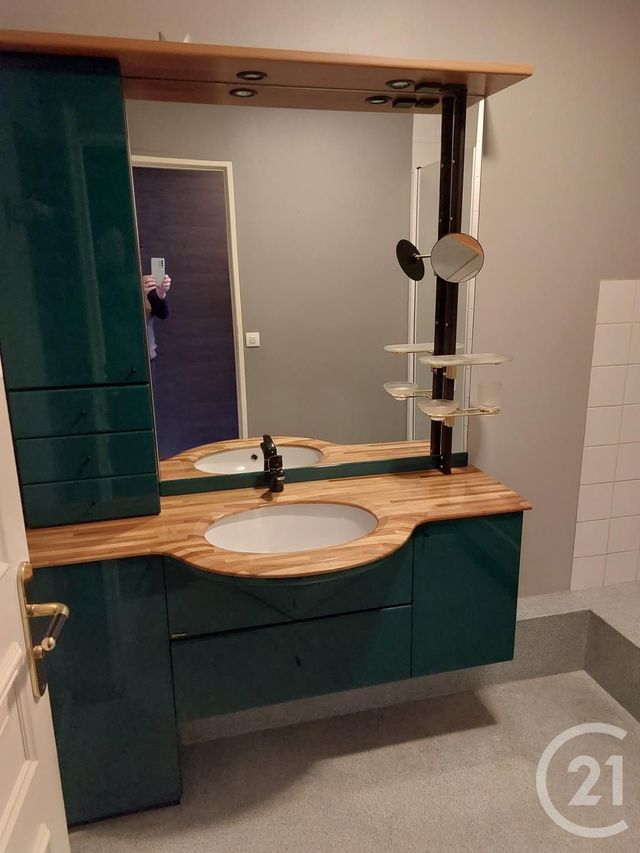 Appartement T3 à vendre - 3 pièces - 68 m2 - Laval - 53 - PAYS-DE-LOIRE