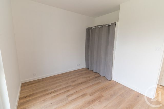 Appartement T3 &agrave; vendre - 3 pi&egrave;ces - 49,50 m2 - Laval - 53 - PAYS-DE-LOIRE