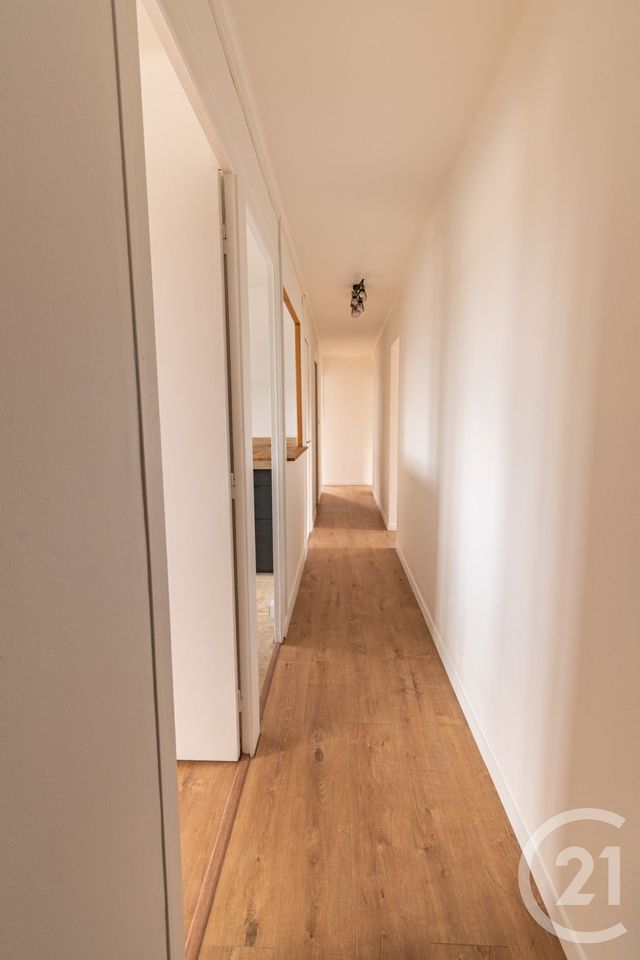 Appartement T4 &agrave; vendre - 4 pi&egrave;ces - 74 m2 - Laval - 53 - PAYS-DE-LOIRE