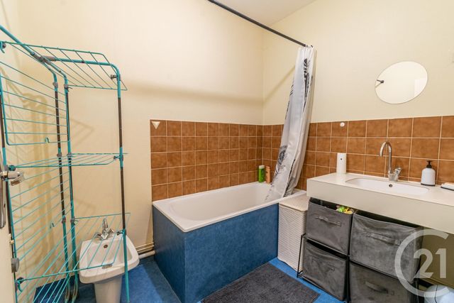 Appartement T1 &agrave; vendre - 2 pi&egrave;ces - 39,50 m2 - Laval - 53 - PAYS-DE-LOIRE