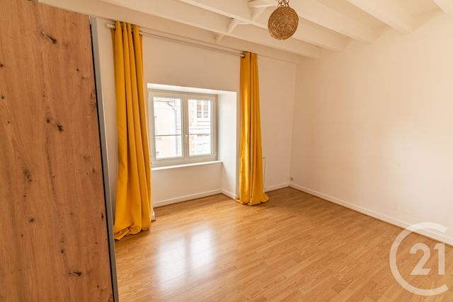 Appartement Duplex &agrave; vendre - 4 pi&egrave;ces - 82 m2 - Laval - 53 - PAYS-DE-LOIRE