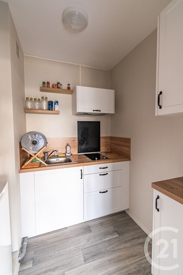Appartement T1 &agrave; vendre - 1 pi&egrave;ce - 30,75 m2 - Laval - 53 - PAYS-DE-LOIRE